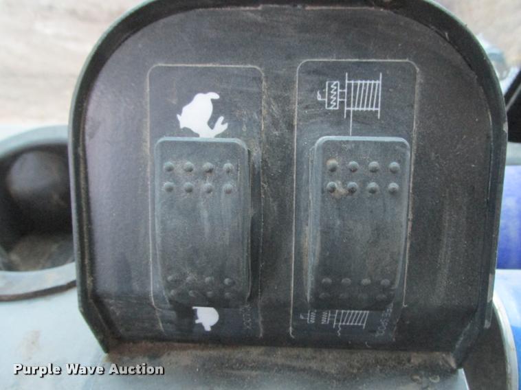 image for item K6202 2012 John Deere 850K WLT dozer