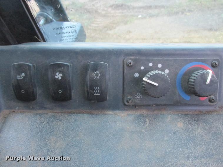 image for item K6202 2012 John Deere 850K WLT dozer