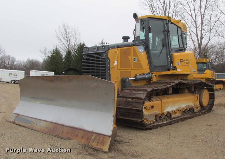 image for item K6205 2012 John Deere 850K WLT dozer