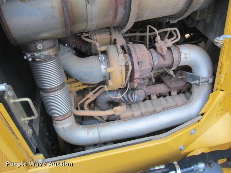 image for item K6205 2012 John Deere 850K WLT dozer