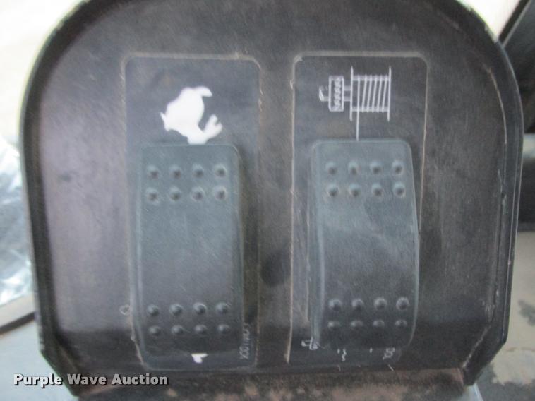 image for item K6205 2012 John Deere 850K WLT dozer