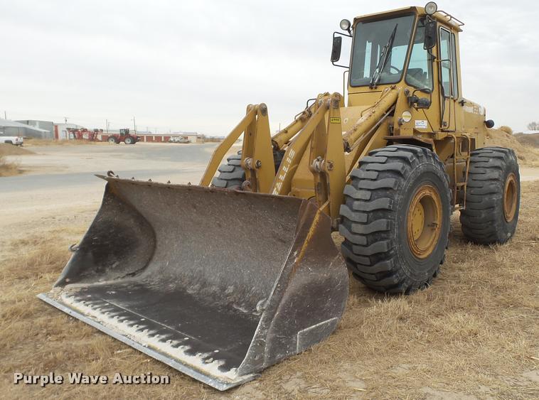 image for item L1736 1987 Fiat-Allis FR15B wheel loader