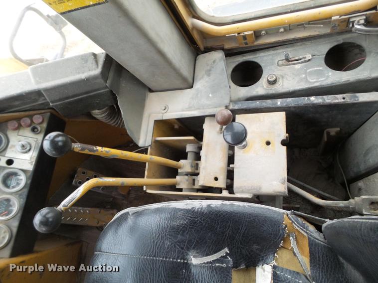 image for item L1736 1987 Fiat-Allis FR15B wheel loader