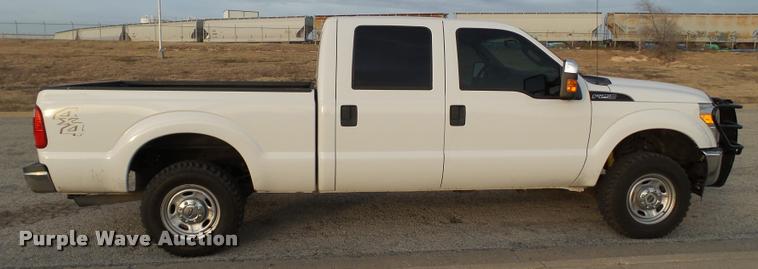 image for item L1739 2012 Ford F250 Super Duty CrewCab pickup truck
