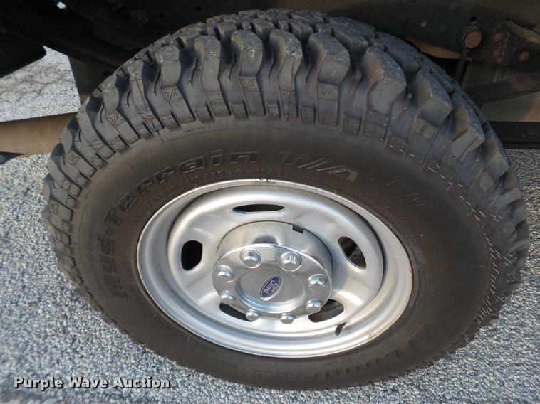 image for item L1739 2012 Ford F250 Super Duty CrewCab pickup truck