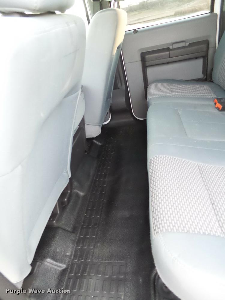 image for item L1739 2012 Ford F250 Super Duty CrewCab pickup truck