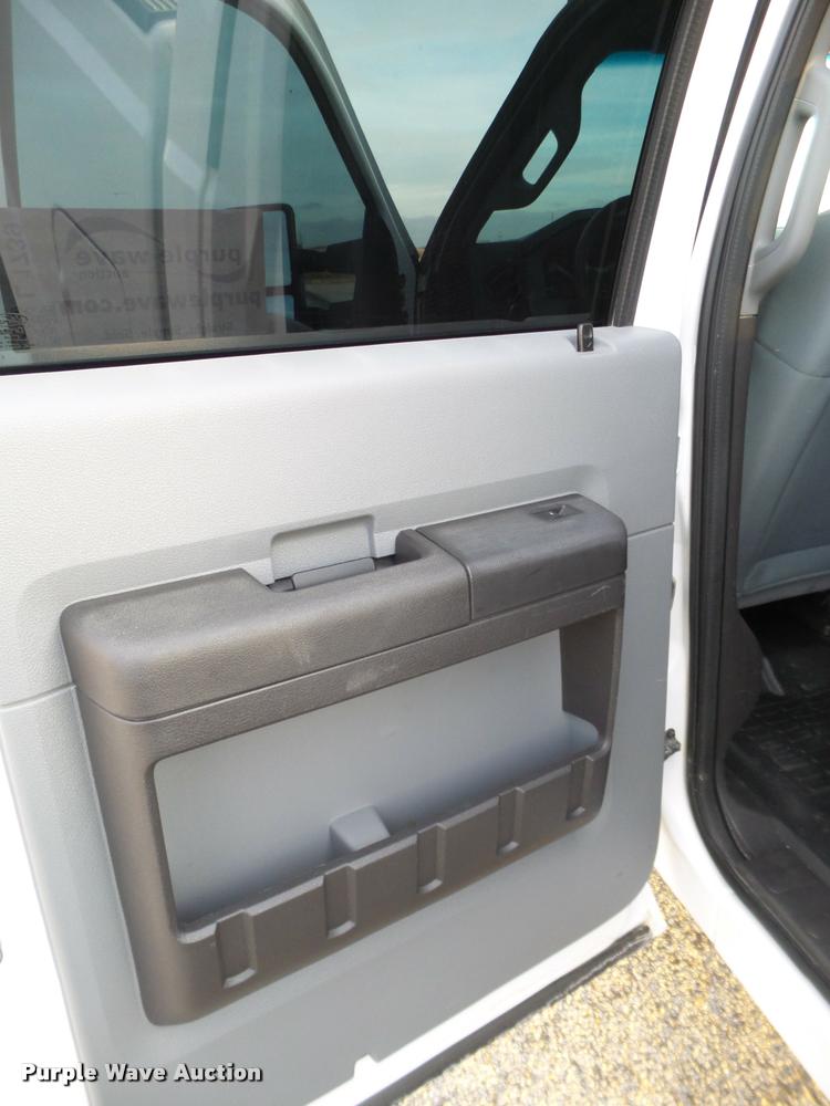 image for item L1739 2012 Ford F250 Super Duty CrewCab pickup truck