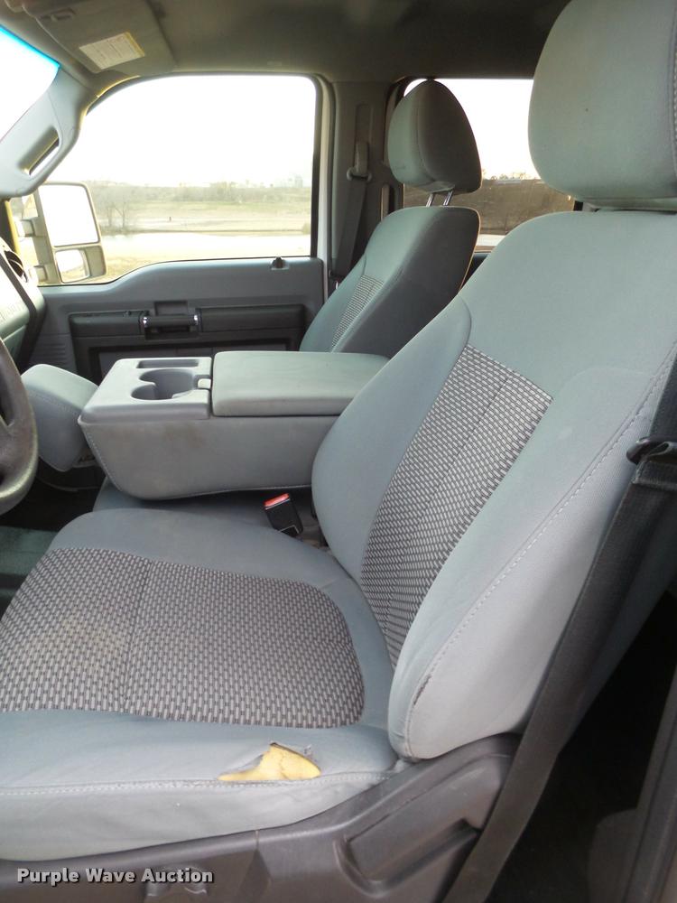 image for item L1739 2012 Ford F250 Super Duty CrewCab pickup truck