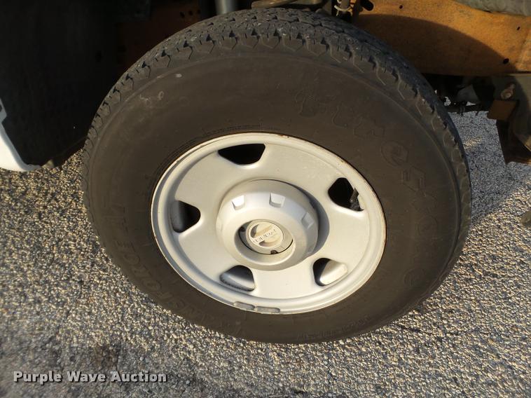 image for item L1740 2005 Ford F250 Super Duty pickup truck