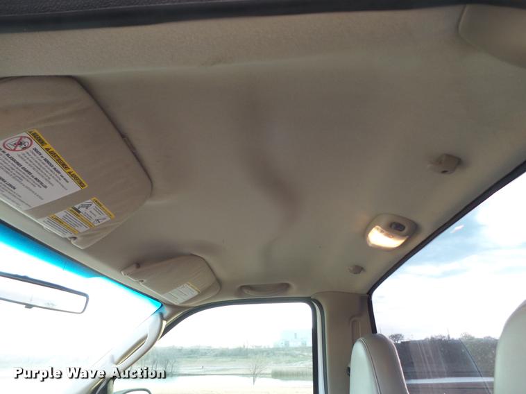 image for item L1740 2005 Ford F250 Super Duty pickup truck