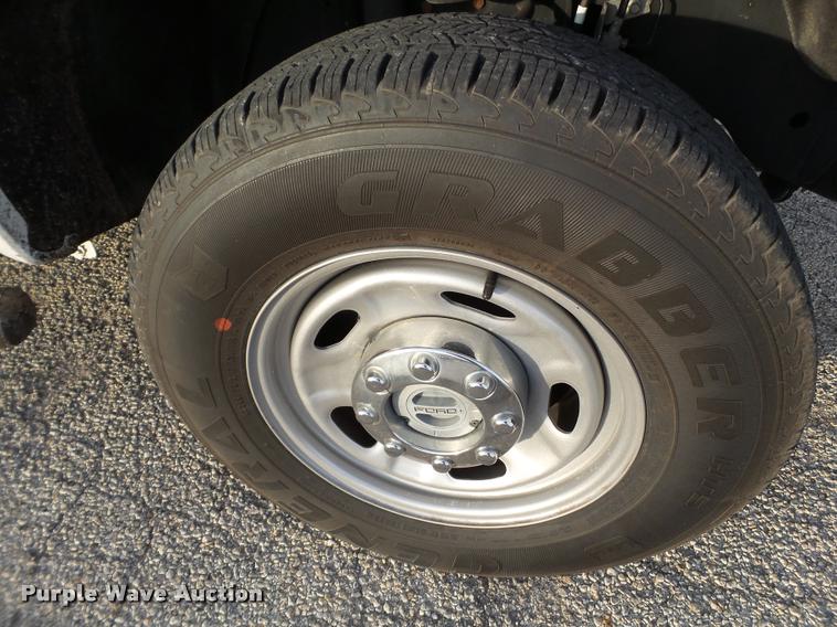 image for item L1741 2012 Ford F250 Super Duty CrewCab pickup truck