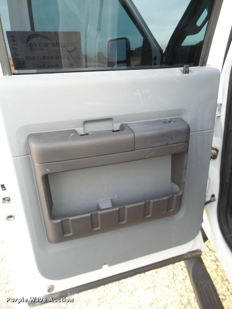 image for item L1741 2012 Ford F250 Super Duty CrewCab pickup truck