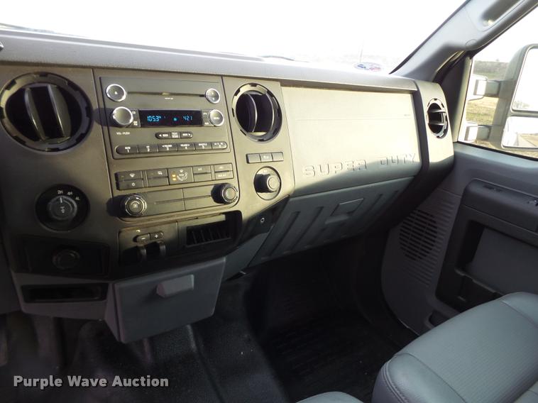 image for item L1741 2012 Ford F250 Super Duty CrewCab pickup truck