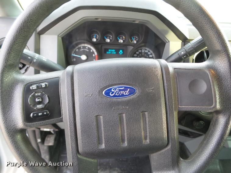 image for item L1741 2012 Ford F250 Super Duty CrewCab pickup truck
