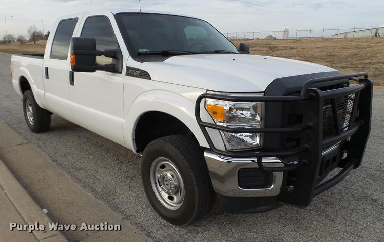 image for item L1742 2012 Ford F250 Super Duty CrewCab pickup truck