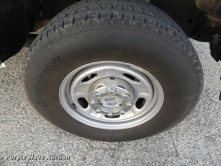 image for item L1742 2012 Ford F250 Super Duty CrewCab pickup truck