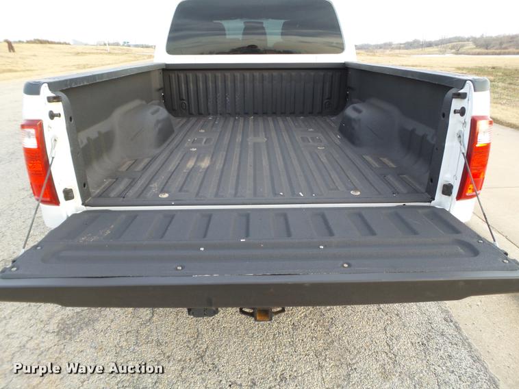 image for item L1742 2012 Ford F250 Super Duty CrewCab pickup truck