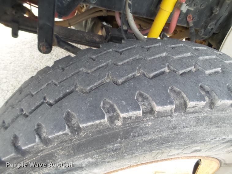 image for item L1743 2009 Freightliner Business Class M2 bucket truck