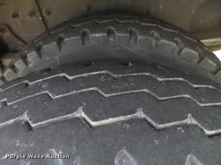 image for item L1743 2009 Freightliner Business Class M2 bucket truck