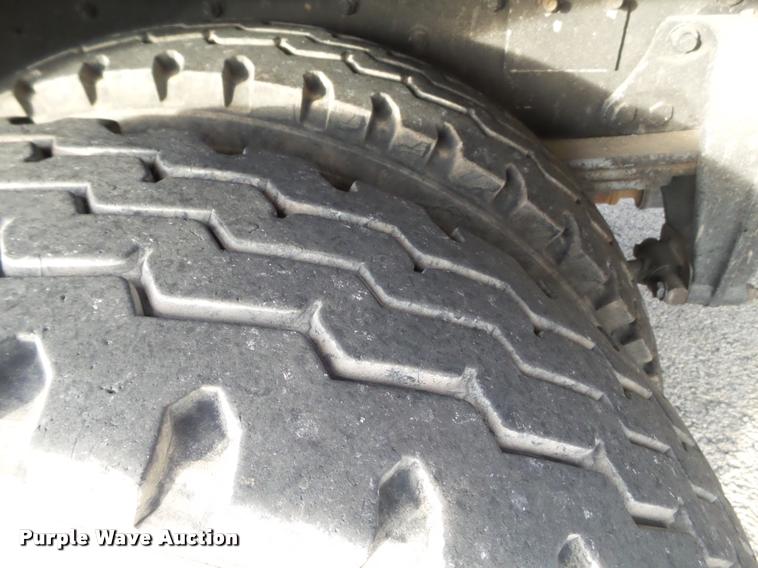 image for item L1743 2009 Freightliner Business Class M2 bucket truck