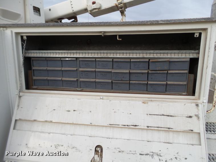 image for item L1744 2007 Freightliner Business Class M2 bucket truck