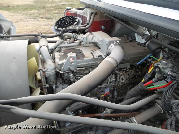 image for item L1744 2007 Freightliner Business Class M2 bucket truck