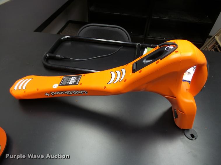 image for item L3475 2015 Ditch Witch UtiliGuard UTG-A0V T12 locating system