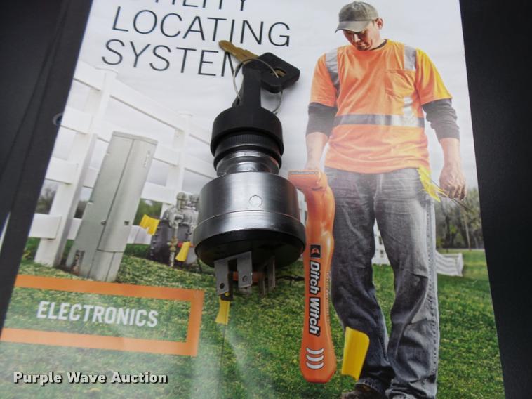 image for item L3475 2015 Ditch Witch UtiliGuard UTG-A0V T12 locating system