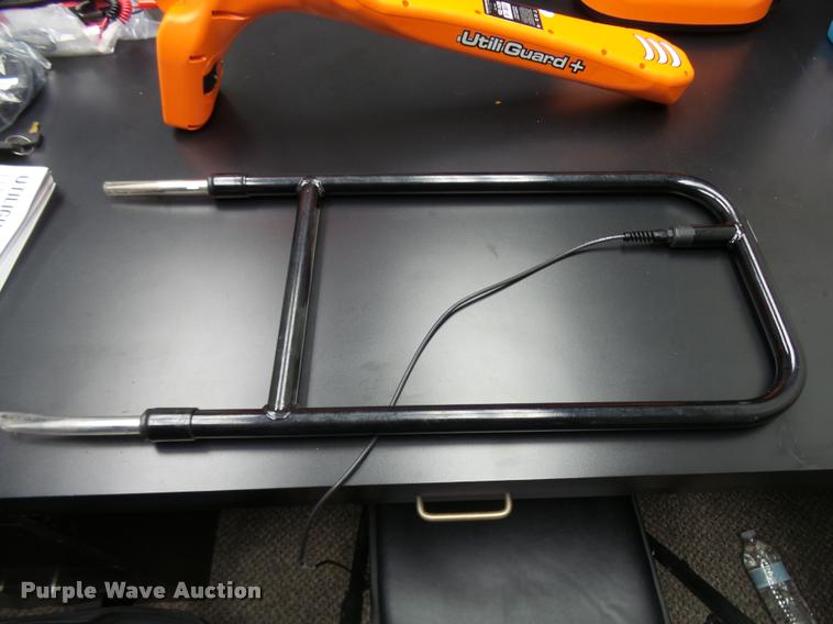 image for item L3475 2015 Ditch Witch UtiliGuard UTG-A0V T12 locating system