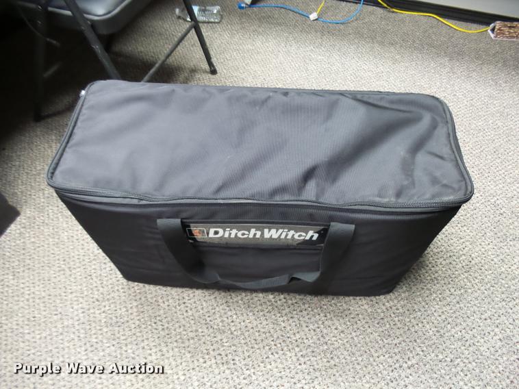 image for item L3475 2015 Ditch Witch UtiliGuard UTG-A0V T12 locating system