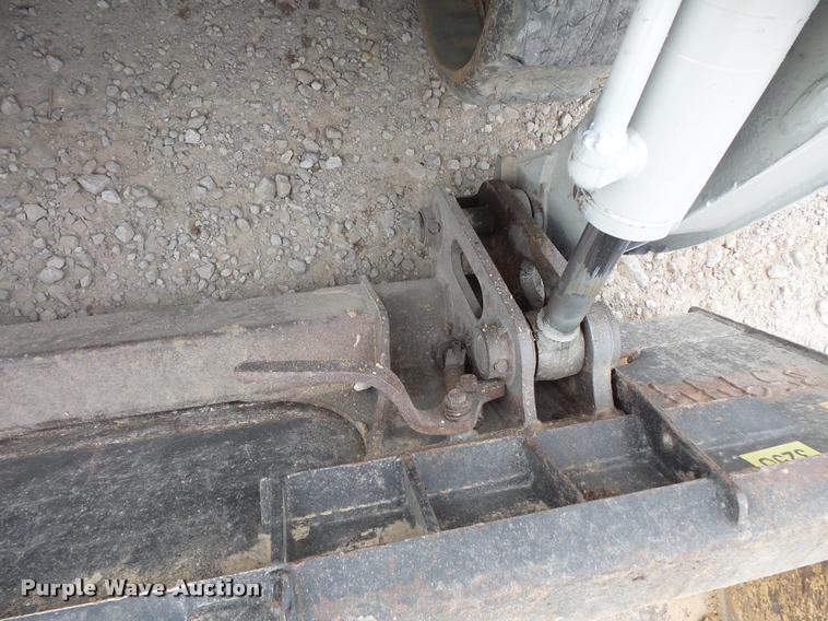 image for item L3552 2004 Takeuchi TL150 skid steer