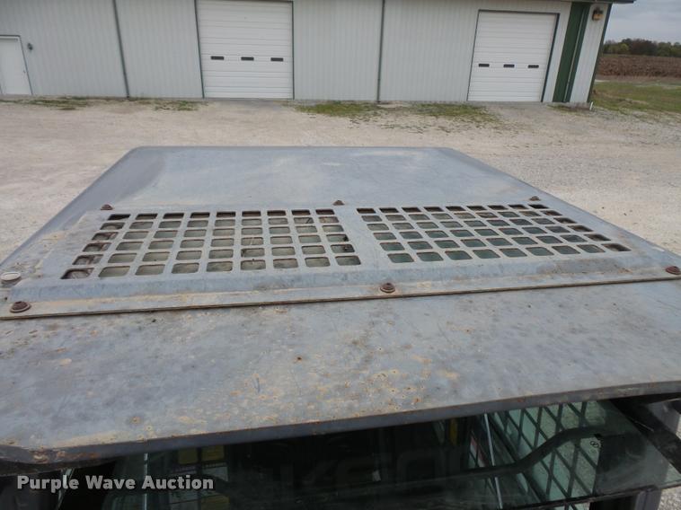 image for item L3552 2004 Takeuchi TL150 skid steer