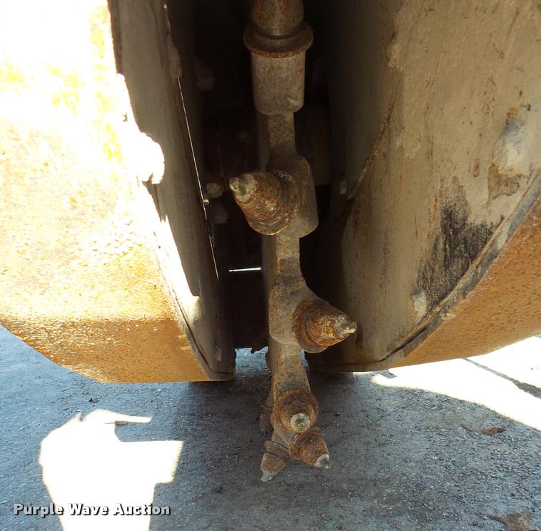 image for item L3582 2008 Cone Qtec SSG-12 skid steer wheel saw