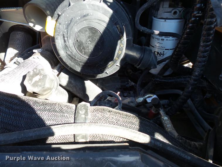 image for item L3583 2014 Case TV380 skid steer