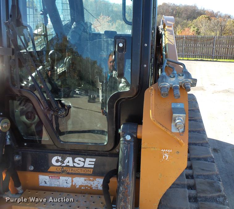image for item L3583 2014 Case TV380 skid steer