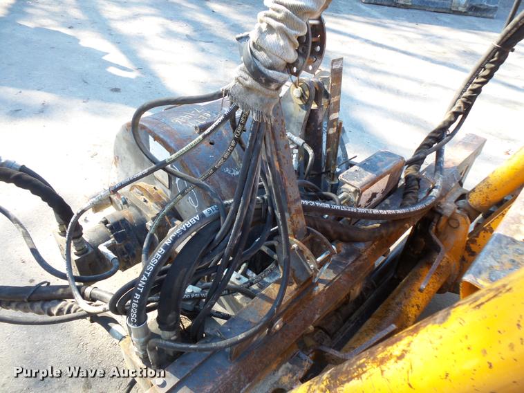 image for item L3584 2005 Cone Qtec AP600HD skid steer cold planer