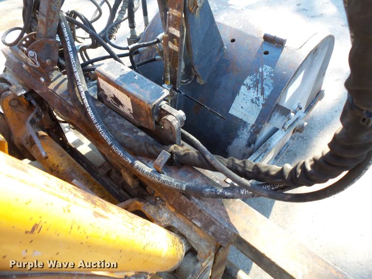 image for item L3584 2005 Cone Qtec AP600HD skid steer cold planer