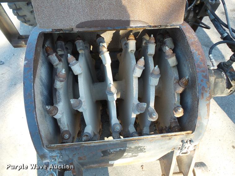 image for item L3584 2005 Cone Qtec AP600HD skid steer cold planer