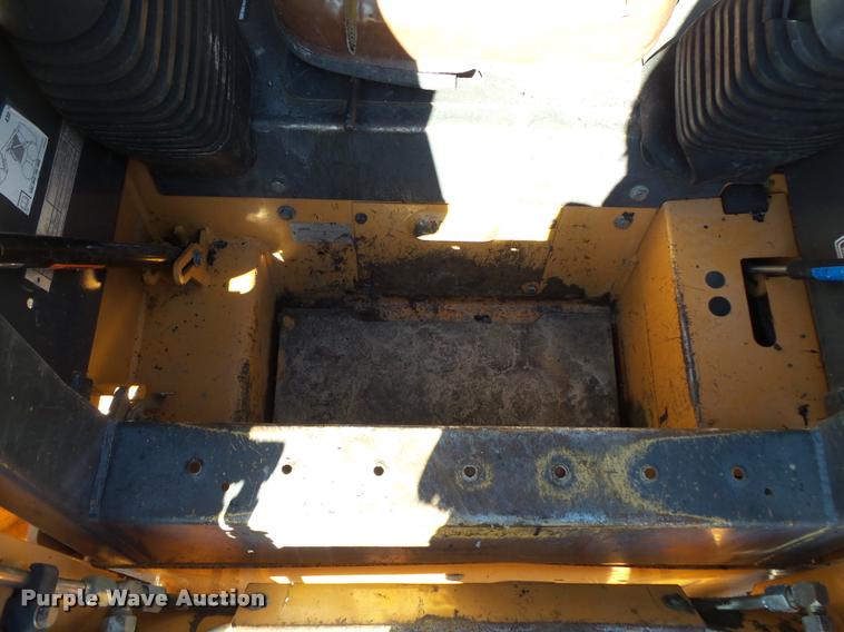image for item L3585 2005 Case 430 skid steer
