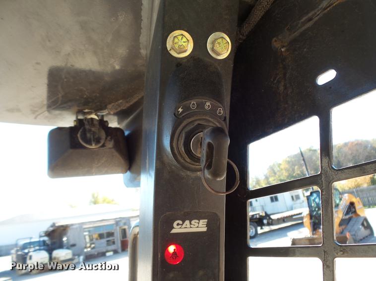 image for item L3585 2005 Case 430 skid steer