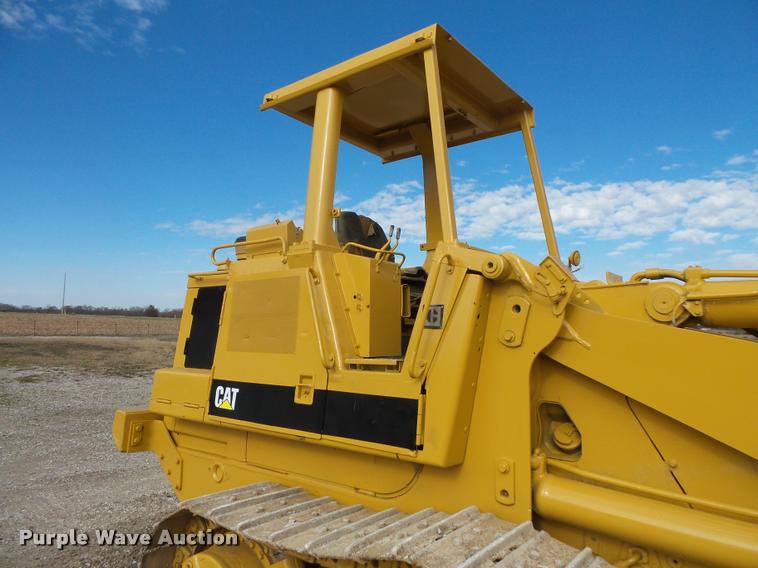 image for item L3588 1989 Caterpillar 963 track loader