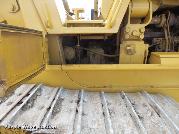 image for item L3588 1989 Caterpillar 963 track loader