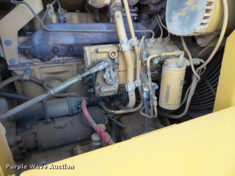 image for item L3588 1989 Caterpillar 963 track loader