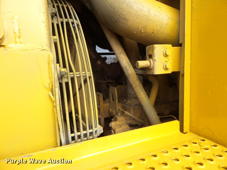 image for item L3588 1989 Caterpillar 963 track loader