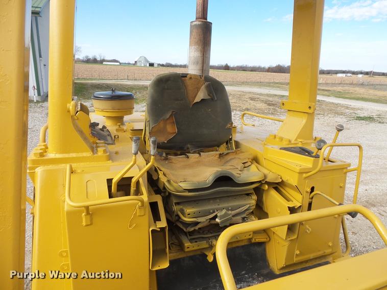 image for item L3588 1989 Caterpillar 963 track loader