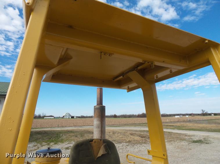 image for item L3588 1989 Caterpillar 963 track loader