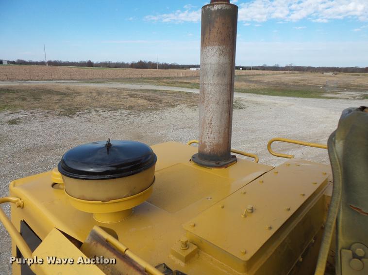 image for item L3588 1989 Caterpillar 963 track loader