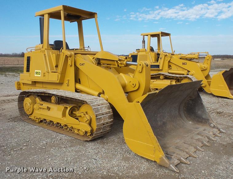 image for item L3589 1984 Caterpillar 953 track loader