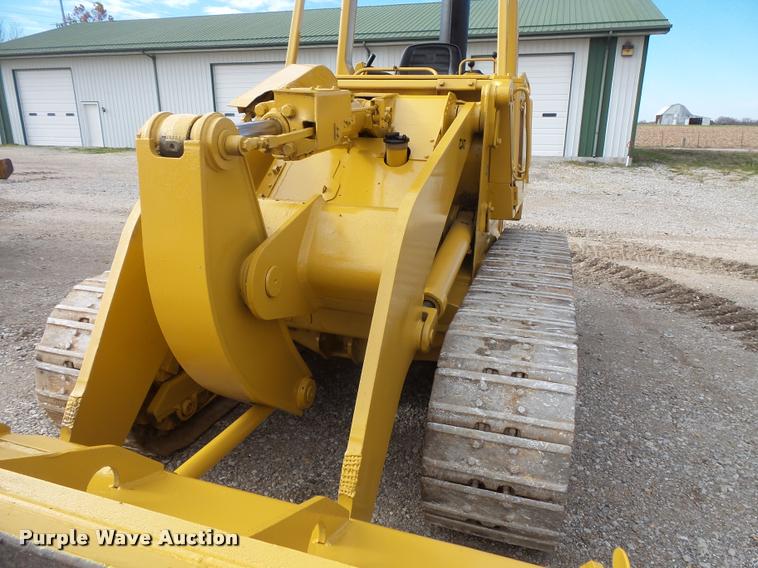 image for item L3589 1984 Caterpillar 953 track loader