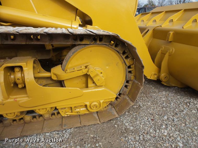 image for item L3589 1984 Caterpillar 953 track loader